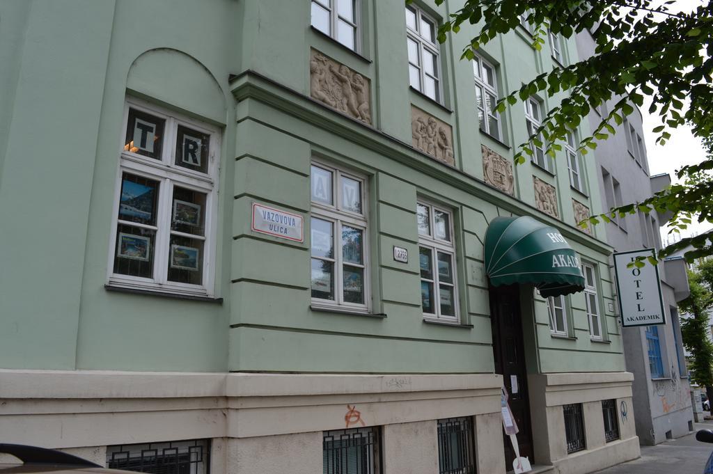 Hotel Akademik Братислава Экстерьер фото
